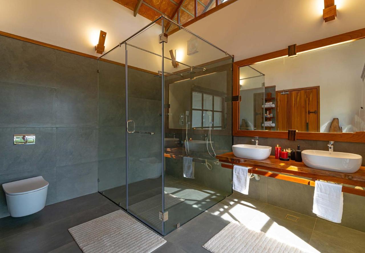 Stayvista At Cicada Chikmagalur 2Bhk Breakfast Included With Amazing View Exterior foto