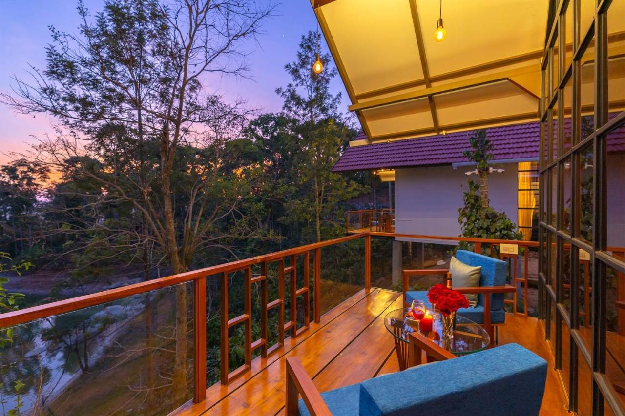 Stayvista At Cicada Chikmagalur 2Bhk Breakfast Included With Amazing View Exterior foto