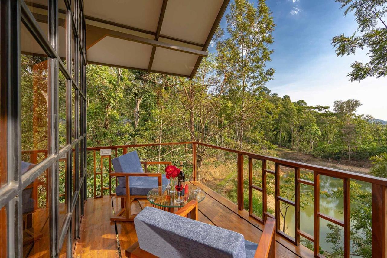 Stayvista At Cicada Chikmagalur 2Bhk Breakfast Included With Amazing View Exterior foto